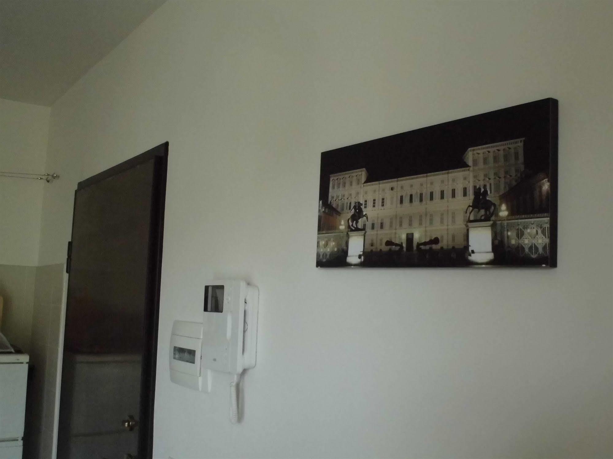 B&B Balon Торино Екстериор снимка