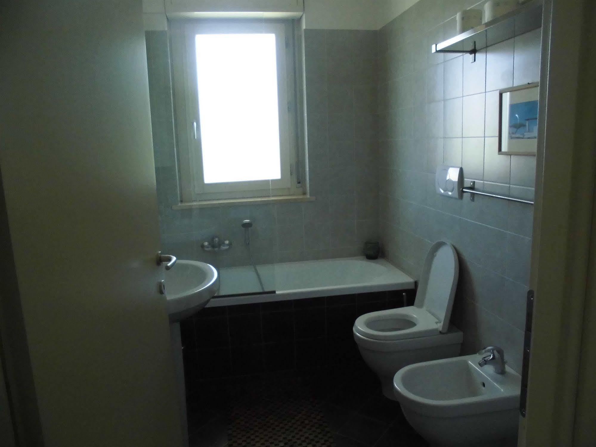 B&B Balon Торино Екстериор снимка
